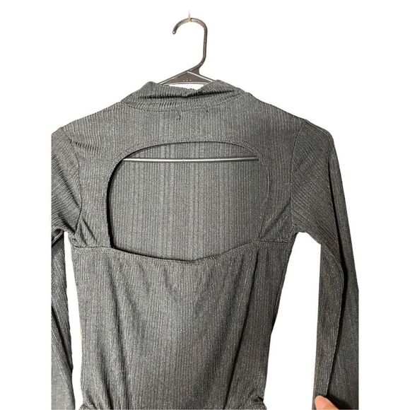 Boohoo Mock Neck Long‎ Sleeve Ribbed Bodysuit Size 2 - Picture 7 of 8